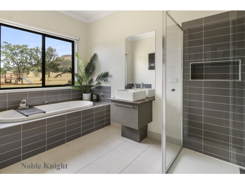 35 High Vista Court, Mansfield VIC 3722