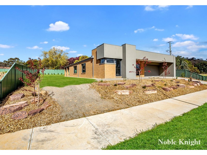 4 Carob Court, Mansfield VIC 3722