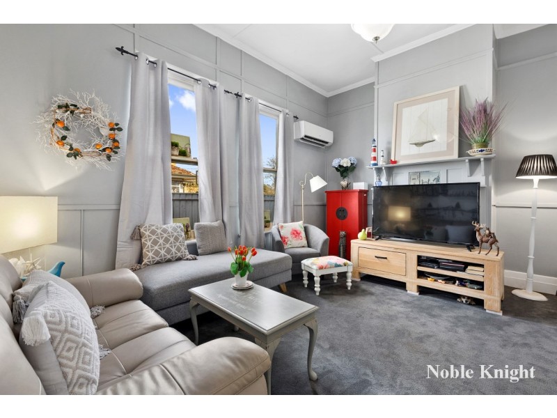 18 Chenery Street, Mansfield VIC 3722