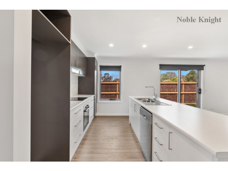 5/3 Highton Lane, Mansfield VIC 3722