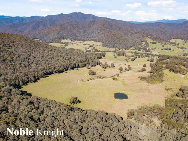 C/A 35/230 The Sideling, Jamieson VIC 3723