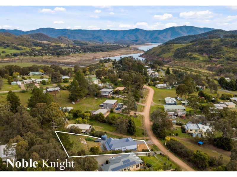 22 Valley Fair Rise, Macs Cove VIC 3723