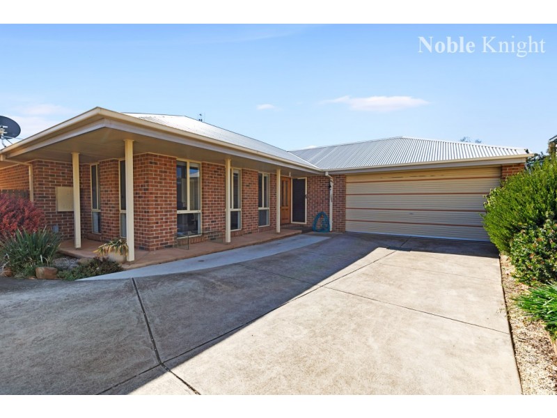 2/50 Somerset Crescent, Mansfield VIC 3722