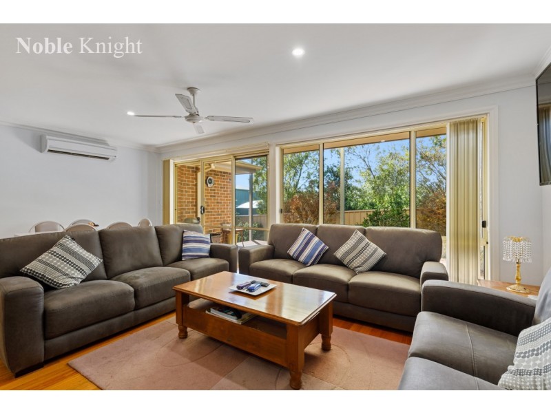 2/50 Somerset Crescent, Mansfield VIC 3722