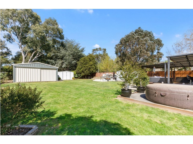 12 Links Road, Mansfield VIC 3722