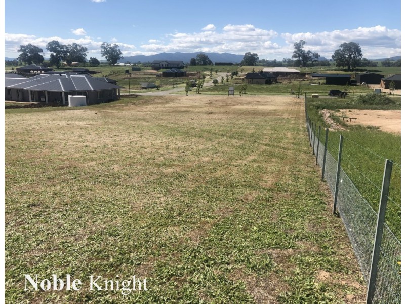 49/22 Maple Tree Boulevard, Mansfield VIC 3722