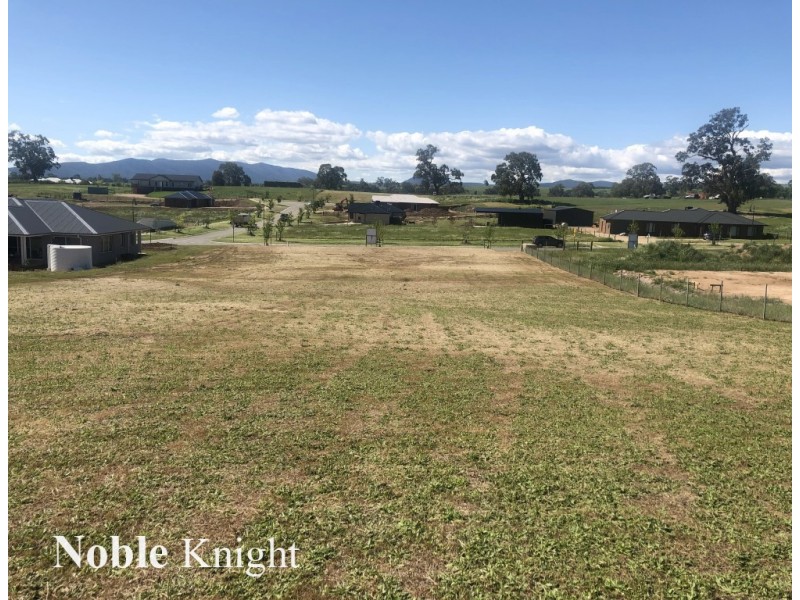 49/22 Maple Tree Boulevard, Mansfield VIC 3722