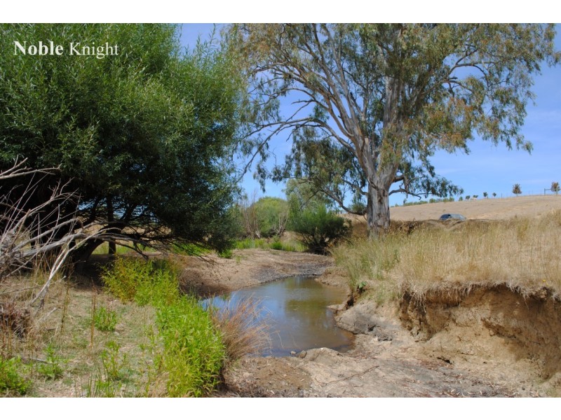 106 Yarck Road, Yarck VIC 3719