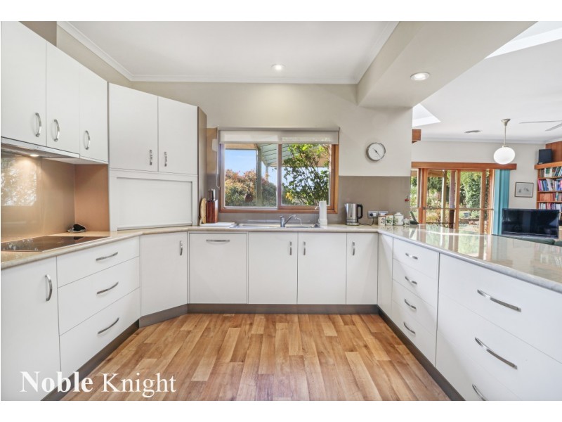 120 Highton Lane, Mansfield VIC 3722