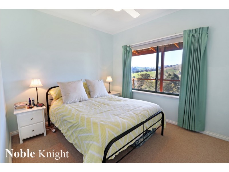19 Star of the Glen Road, Bonnie Doon VIC 3720