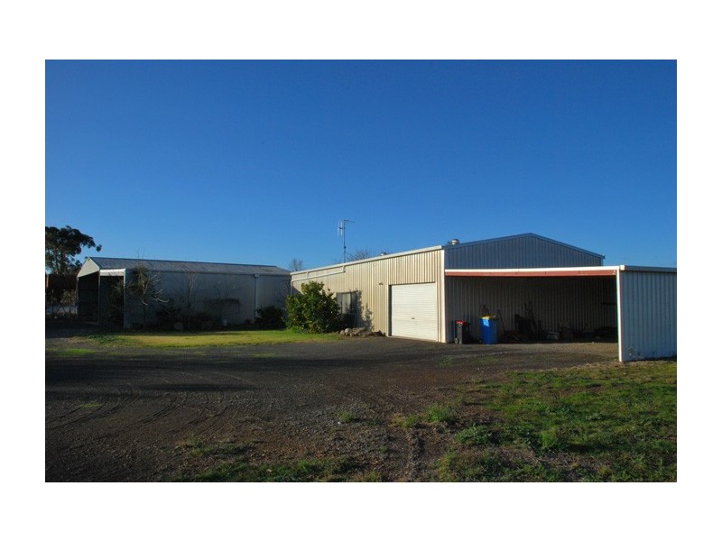 7880 Goulburn Valley Highway, Kialla VIC 3631
