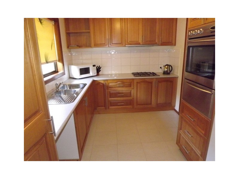 2/13 Clydesdale Court, Mooroopna VIC 3629