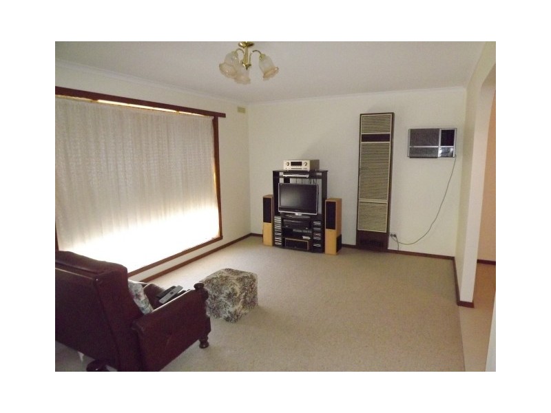 2/13 Clydesdale Court, Mooroopna VIC 3629