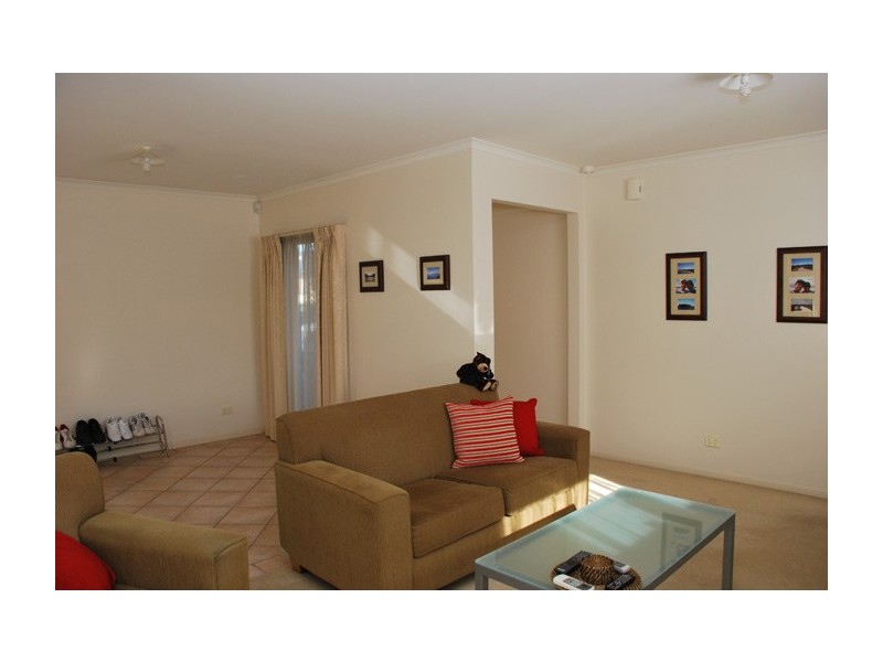 6/4 Ross Allan Drive, Shepparton VIC 3630