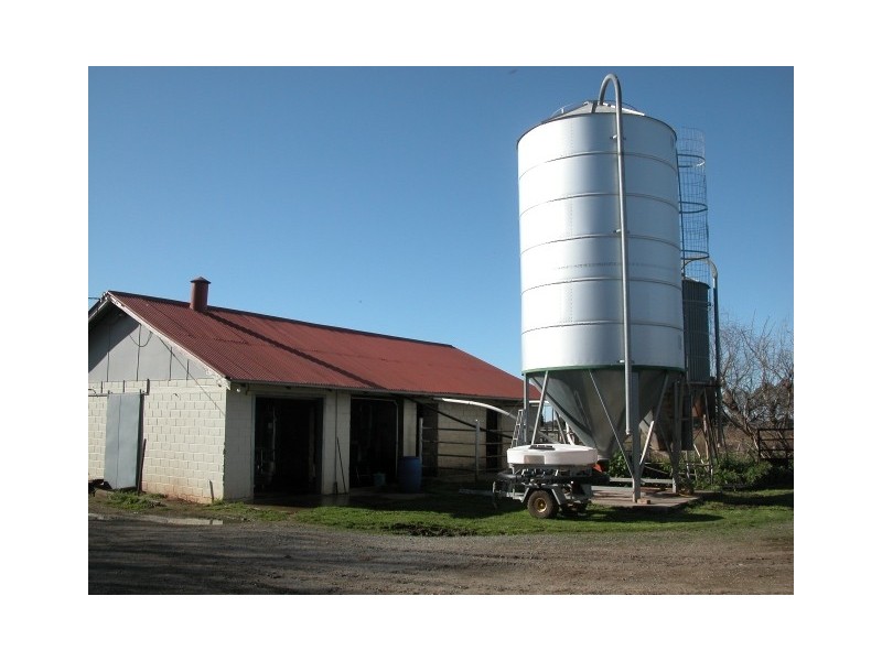 182 Union Road, Katandra West VIC 3634