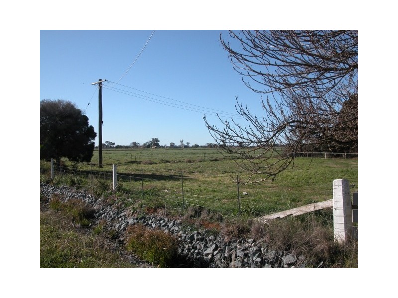 182 Union Road, Katandra West VIC 3634