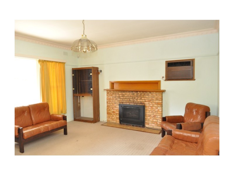 15 Chertsey Road, Shepparton VIC 3630