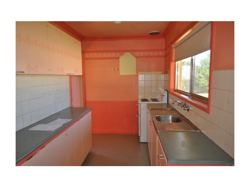 18 Station Street, Murchison VIC 3610