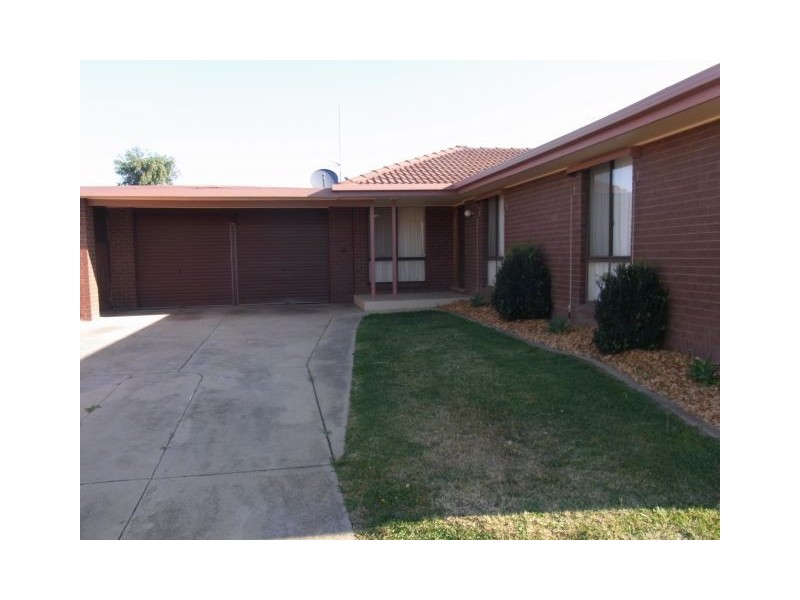1 Tonkin Court, Shepparton VIC 3630