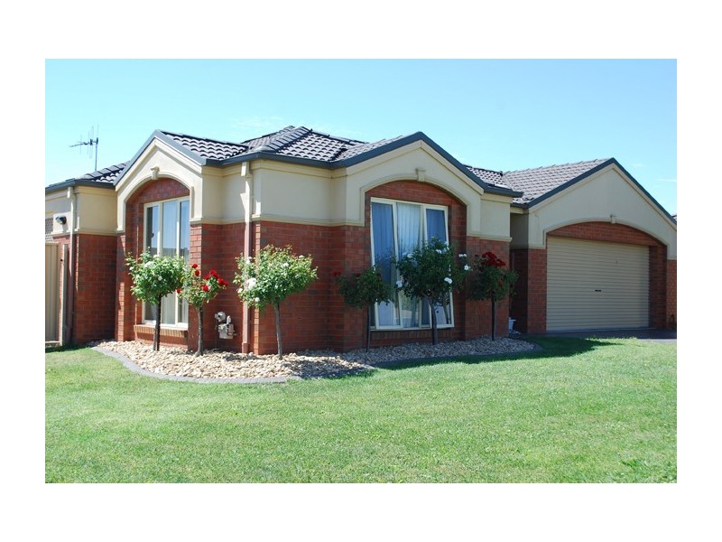 43 Pell Crescent, Mooroopna VIC 3629