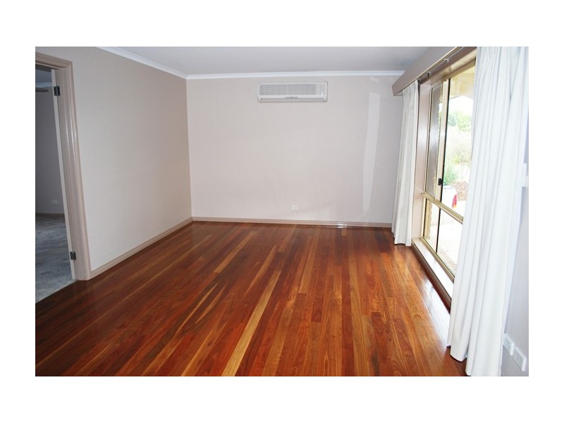 43 Delisle Ave, Shepparton VIC 3630