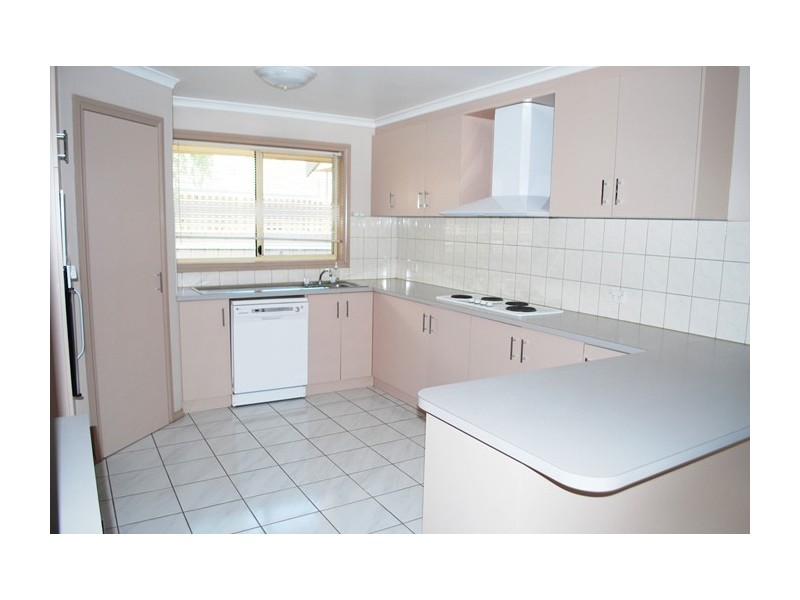 43 Delisle Ave, Shepparton VIC 3630