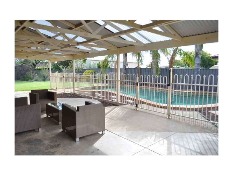 17 John Gray Avenue, Mooroopna VIC 3629