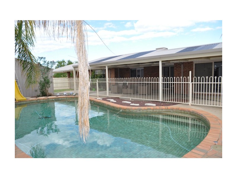 17 John Gray Avenue, Mooroopna VIC 3629