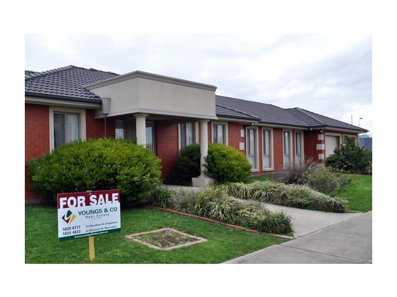 2 Brewster Crescent, Kialla VIC 3631