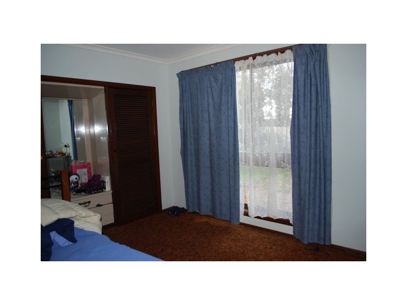 16 Baker Crescent, Mooroopna VIC 3629