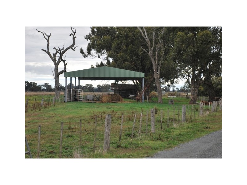 895 River Road, Kialla East VIC 3631