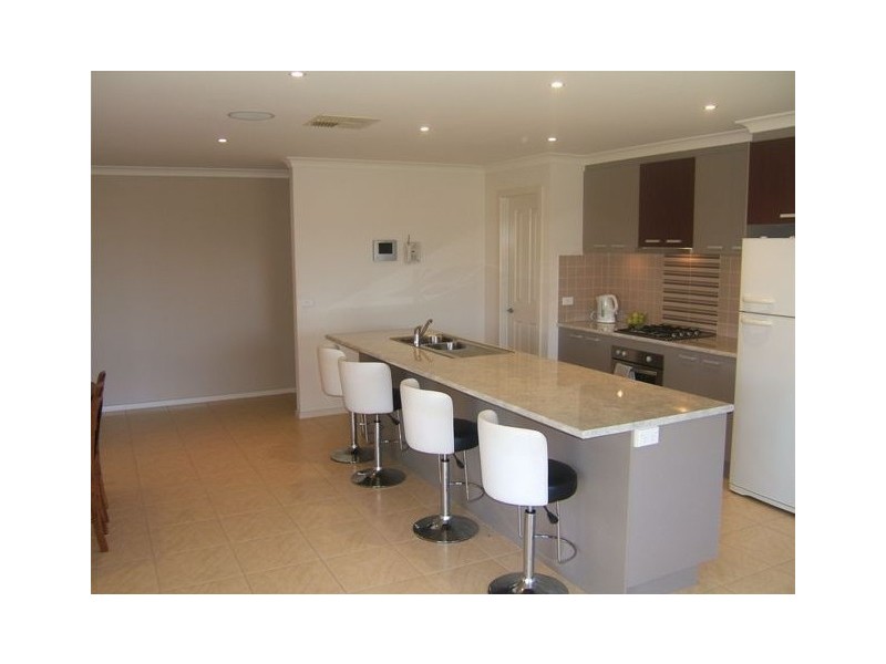 77 Rudd Road, Shepparton VIC 3630