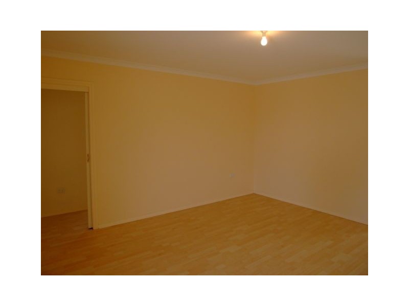 2/19 Dampier Avenue, Shepparton VIC 3630