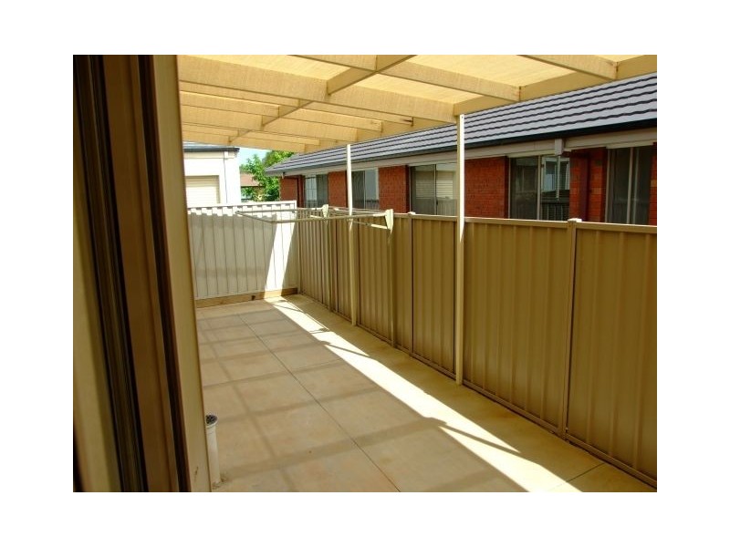 2/19 Dampier Avenue, Shepparton VIC 3630