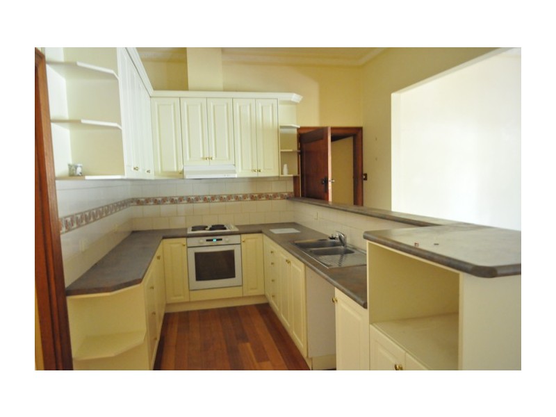 7585 Goulburn Valley Highway, Kialla VIC 3631