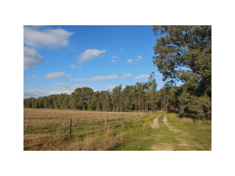 1312 & 119 Lukies Road, Naring VIC 3636