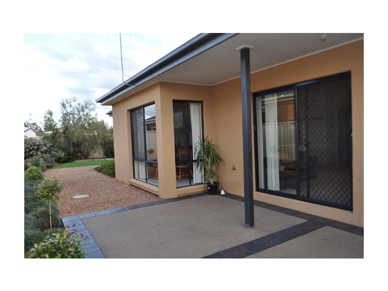 7 Lewis Court, Mooroopna VIC 3629