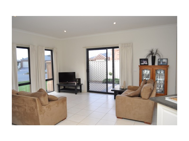 7 Lewis Court, Mooroopna VIC 3629