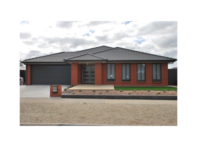 12 Gum Road, Shepparton VIC 3630