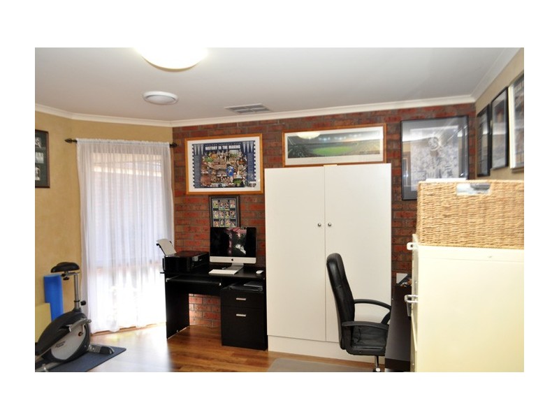 12 Isaacs Street, Mooroopna VIC 3629