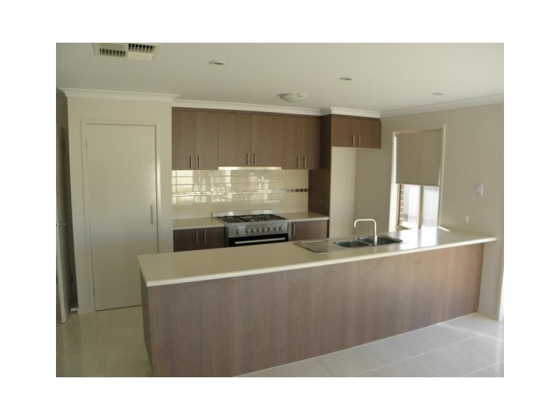 32 Cimmaron Way, Shepparton VIC 3630