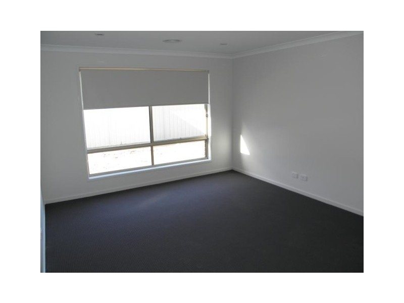 32 Cimmaron Way, Shepparton VIC 3630