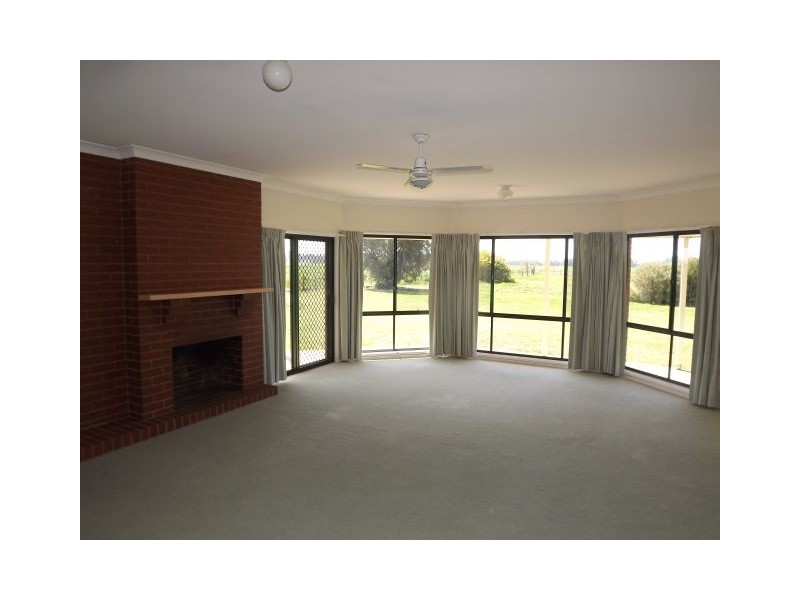 505 Pine Lodge South Road, Pine Lodge VIC 3631