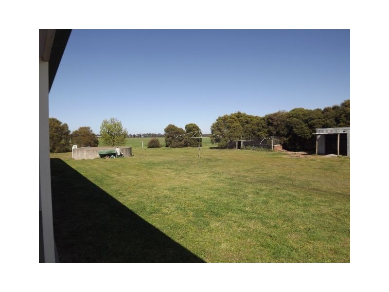 505 Pine Lodge South Road, Pine Lodge VIC 3631