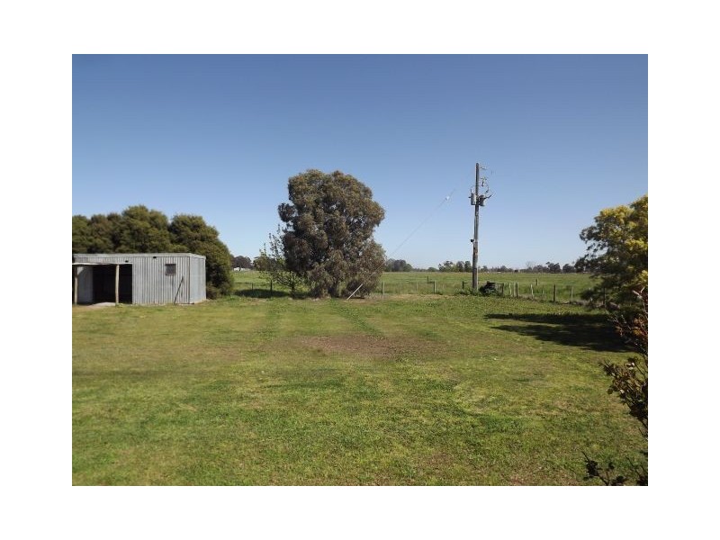 505 Pine Lodge South Road, Pine Lodge VIC 3631