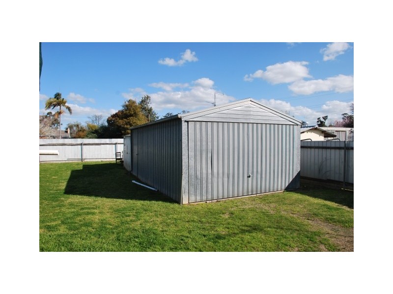 48 Grutzner Avenue, Shepparton VIC 3630