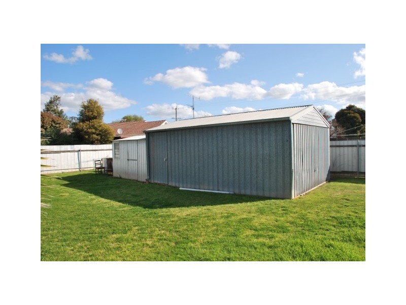 48 Grutzner Avenue, Shepparton VIC 3630