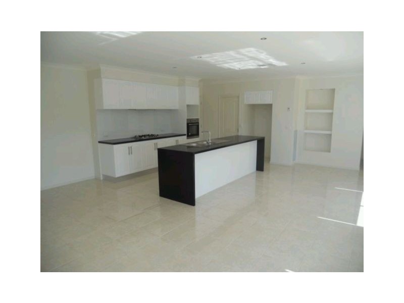 4/14 Dalmahoy Court, Shepparton VIC 3630