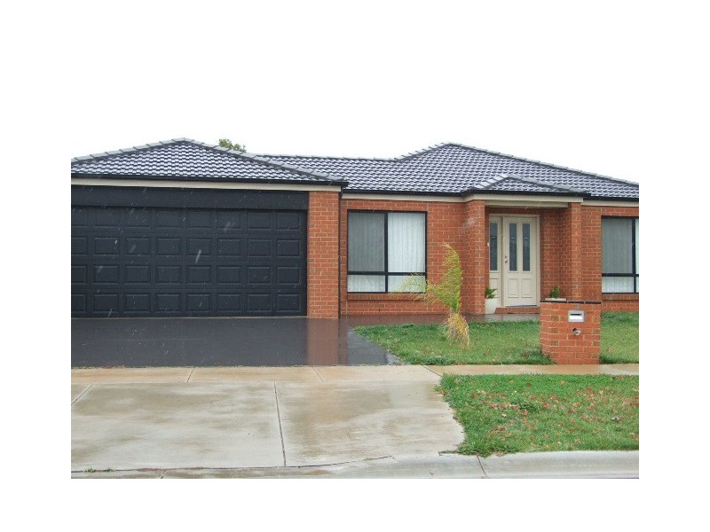 12 Streeton Drive, Shepparton VIC 3630