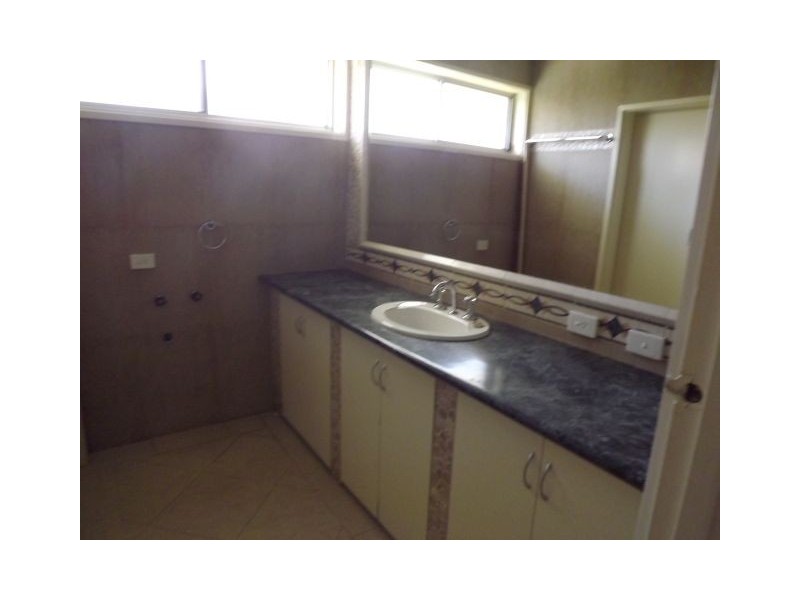 2/40 Edward Street, Shepparton VIC 3630